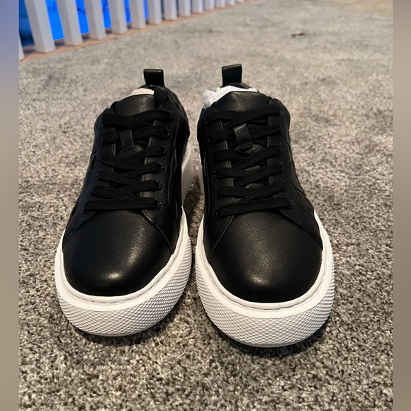 J/Slides Dede Platform Sneakers - Picture 2 of 8